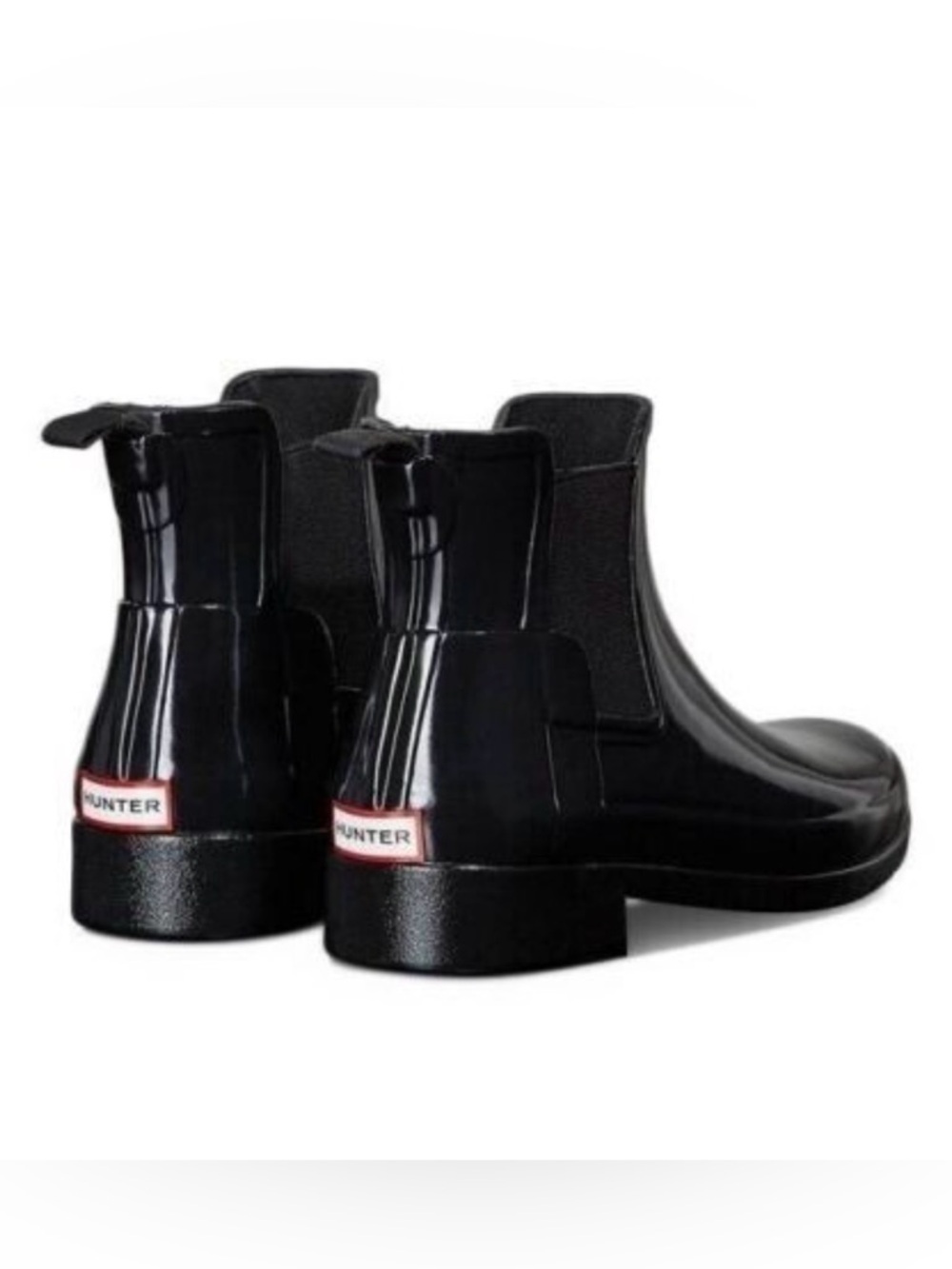Hunter Woman’s Gloss Black Chelsea Rain Boots